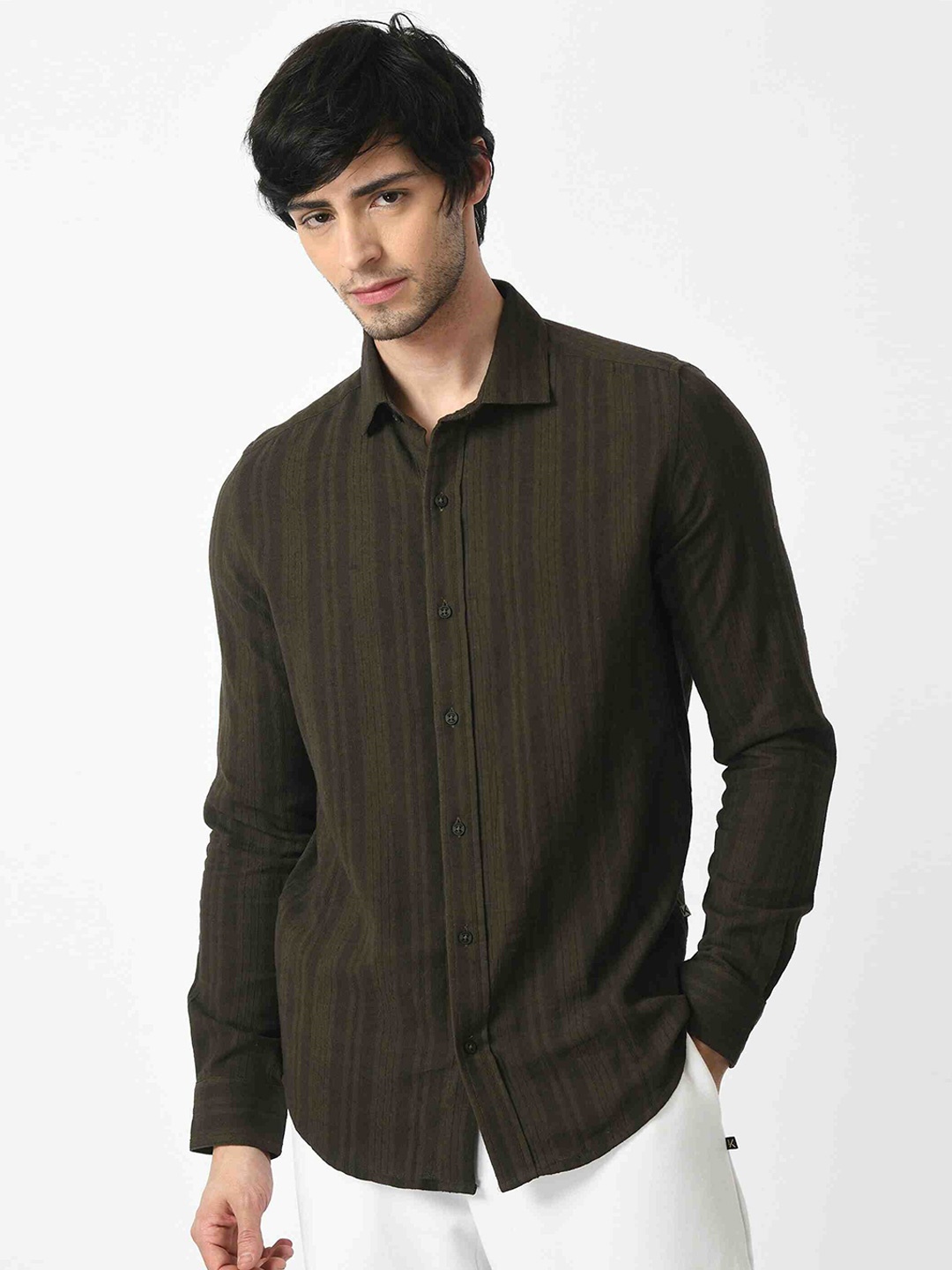 

KISSOSS Men Slim Fit Opaque Striped Casual Shirt, Green