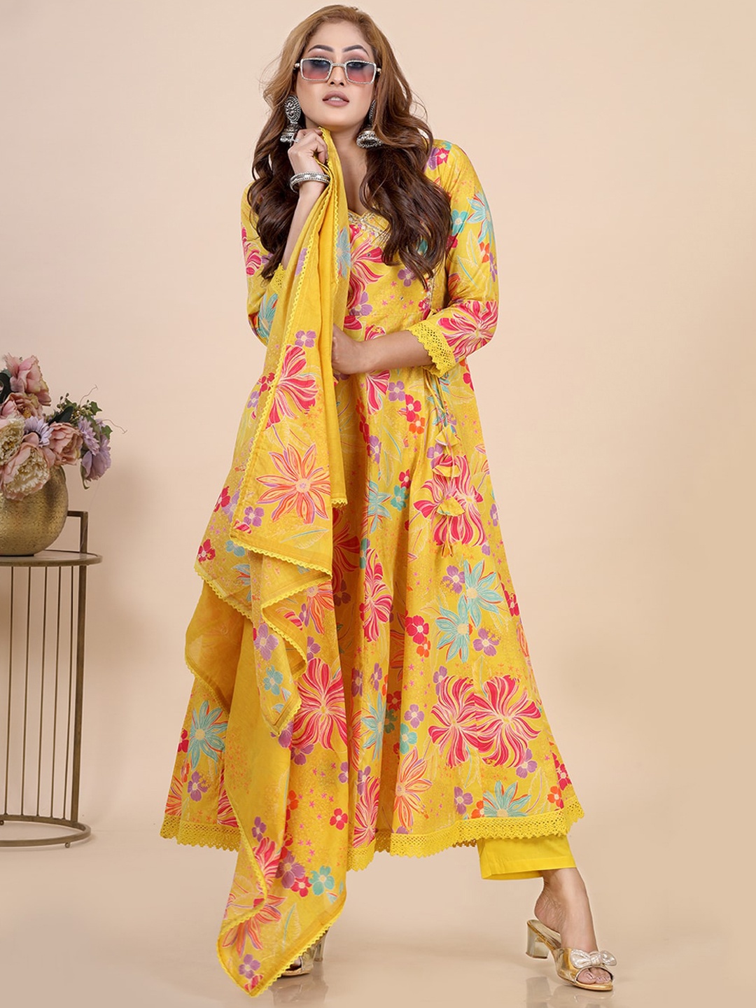 

Amchoor Floral Printed Angrakha Anarkali Kurta with Trousers & Dupatta, Yellow