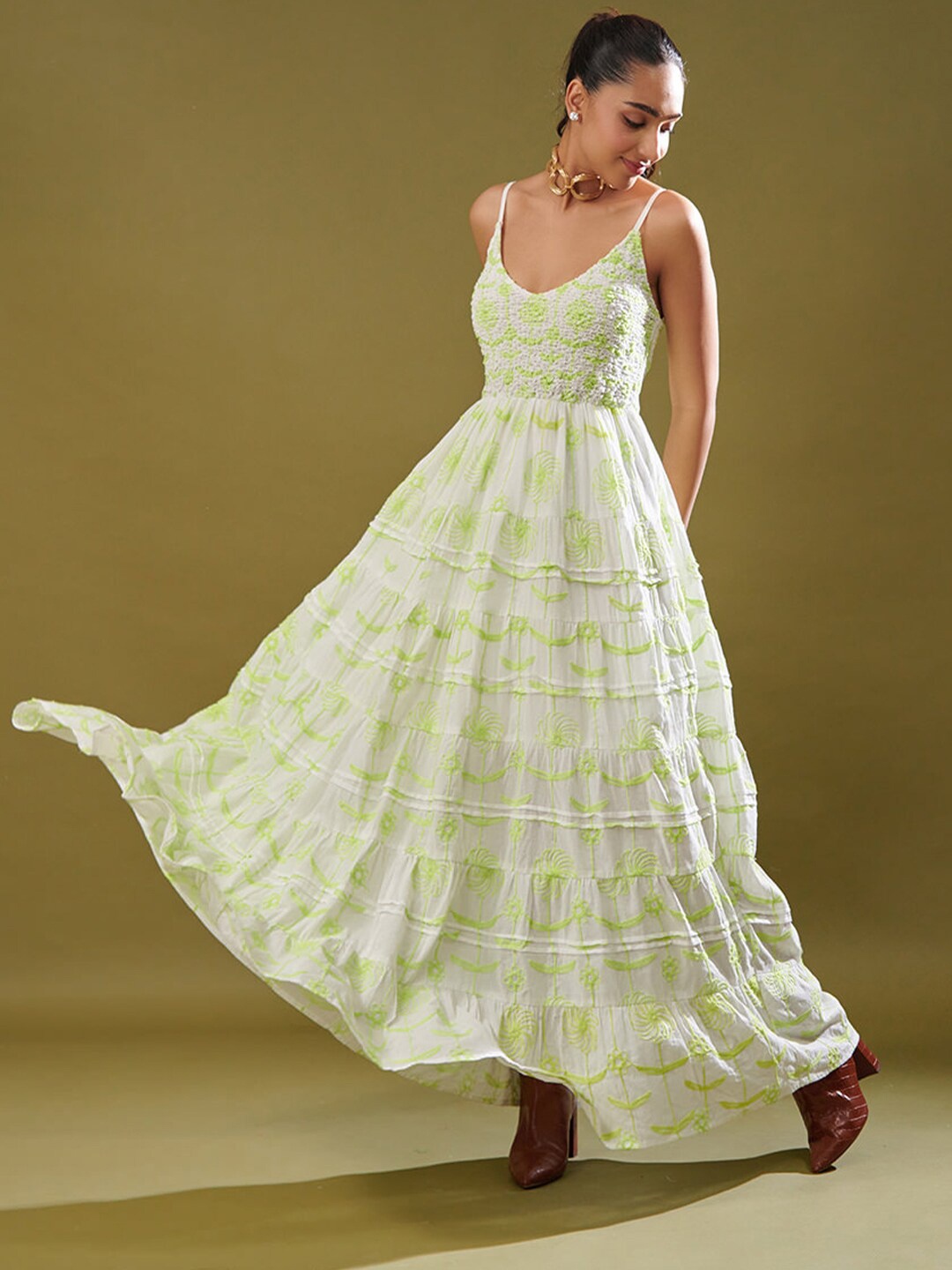 

CIN CIN Women Floral Print Maxi Dress, White