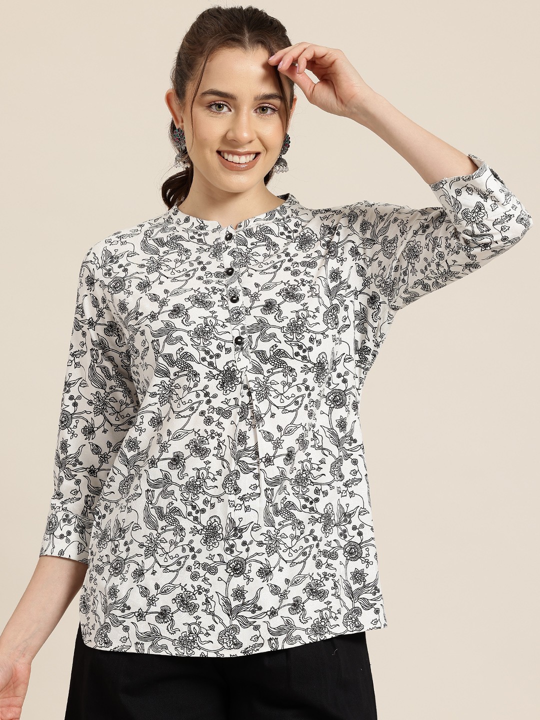 

HERE&NOW Ethnic Motifs Printed Mandarin Collar Kurti, Off white