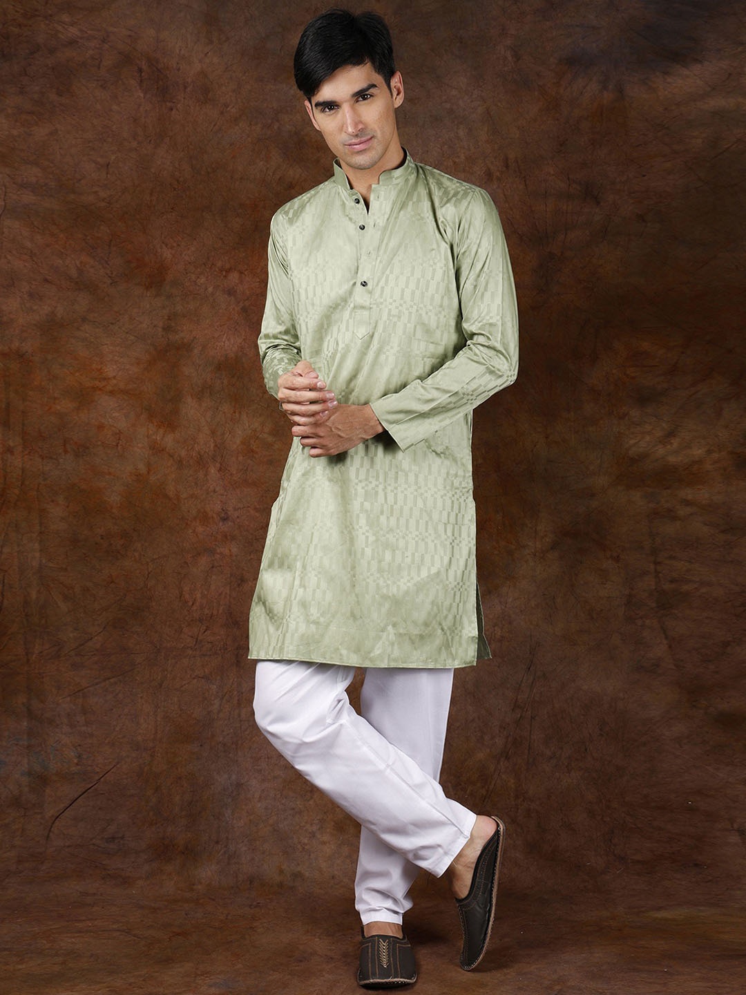 

Exotic India Mandarin Collar Kurta with Self-Weave with White Pajama, Green