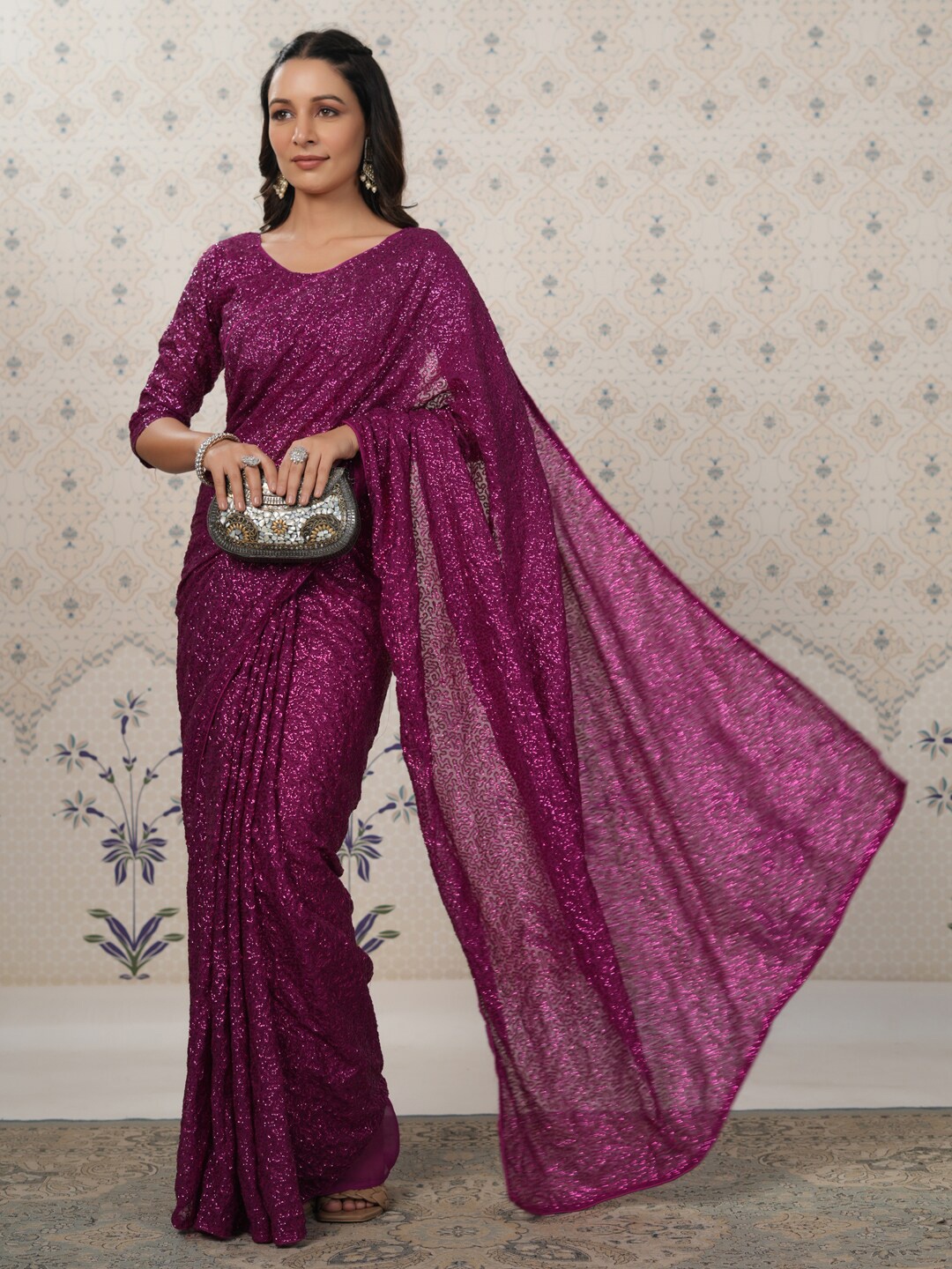 

Ode by House of Pataudi Embellished Sequinned Pure Georgette Heavy Work Saree, Burgundy