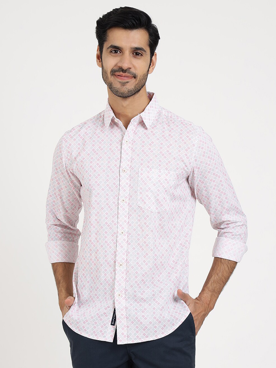 

JADE BLUE Men Slim Fit Floral Opaque Printed Casual Shirt, Pink