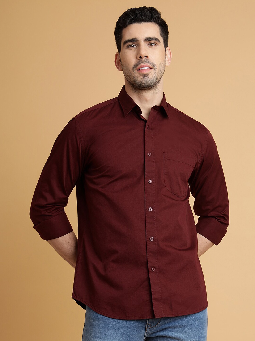 

JADE BLUE Men Solid Slim Fit Opaque Casual Shirt, Maroon