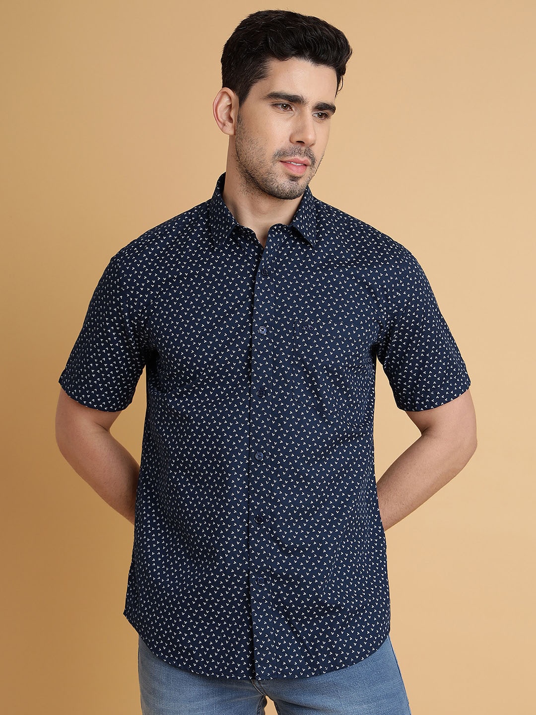 

JADE BLUE Men Slim Fit Opaque Printed Casual Shirt