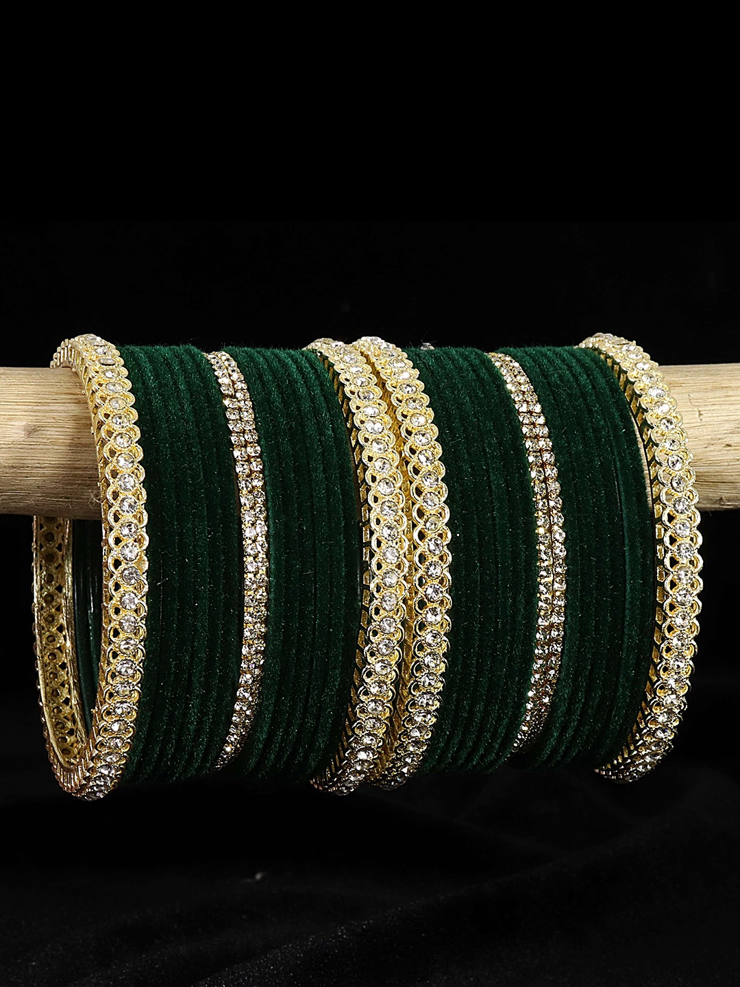 LAVAZZA Set of 32 Gold-Plated Zircon-Studded Metal Velvet Bangles, Green
