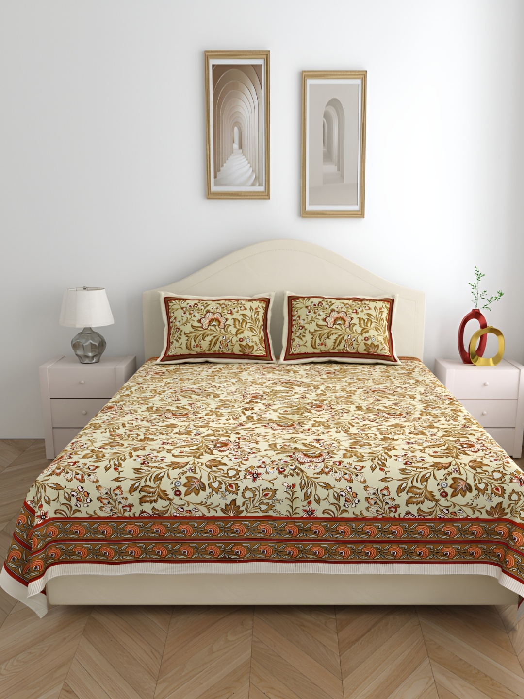 

SHOOLIN Beige & Red Floral Pure Cotton Queen Bedsheet with 2 Pillow Covers