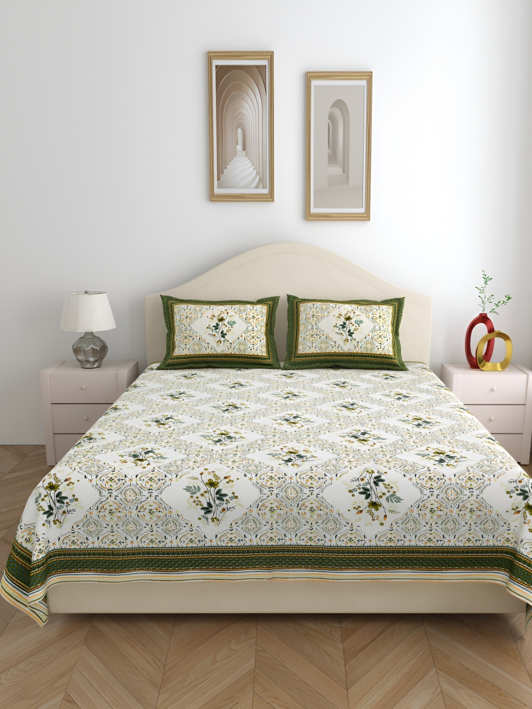 

SHOOLIN White & Green Floral Pure Cotton Queen Bedsheet with 2 Pillow Covers
