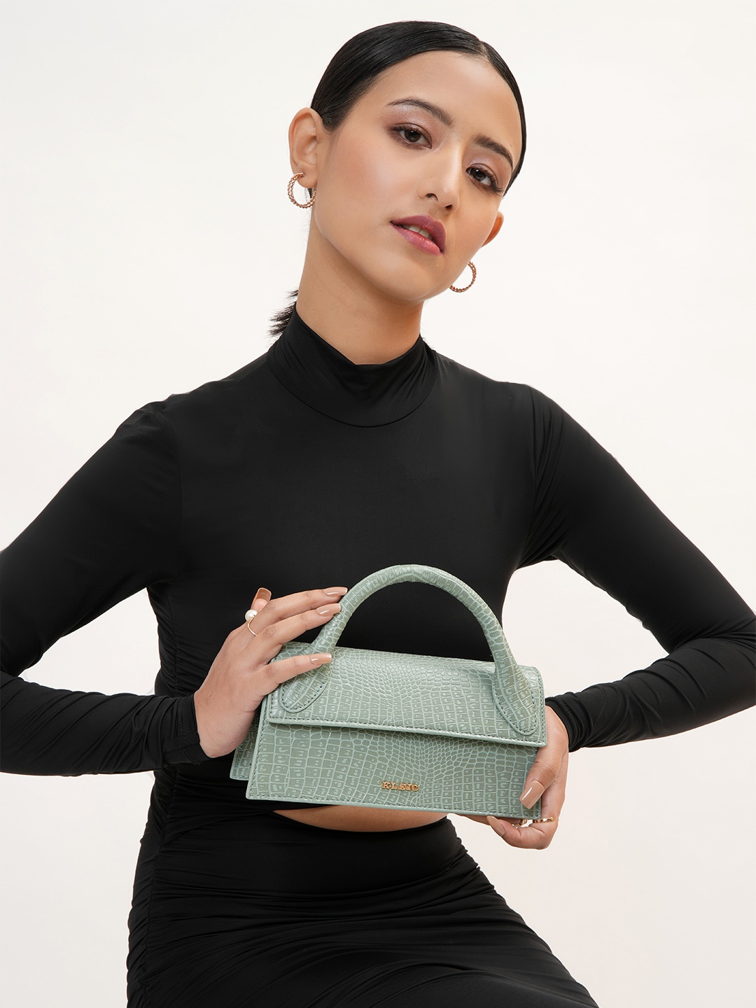 

KLEIO Textured Structured Handheld Bag with Quilted, Green