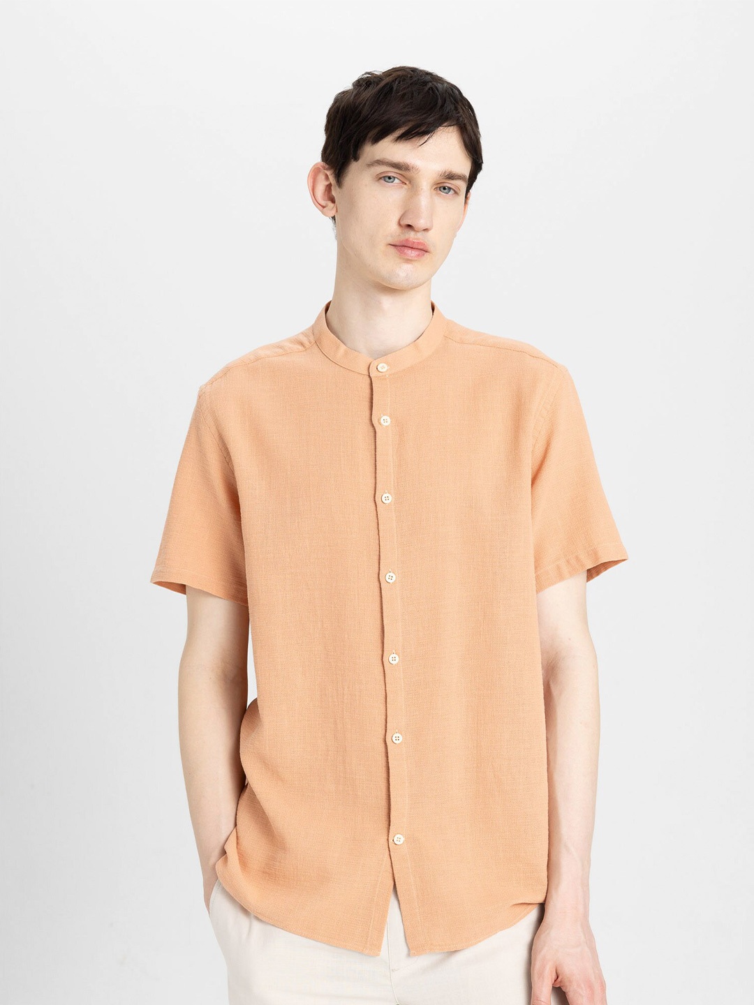 

DeFacto Men Opaque Casual Cotton Shirt, Na