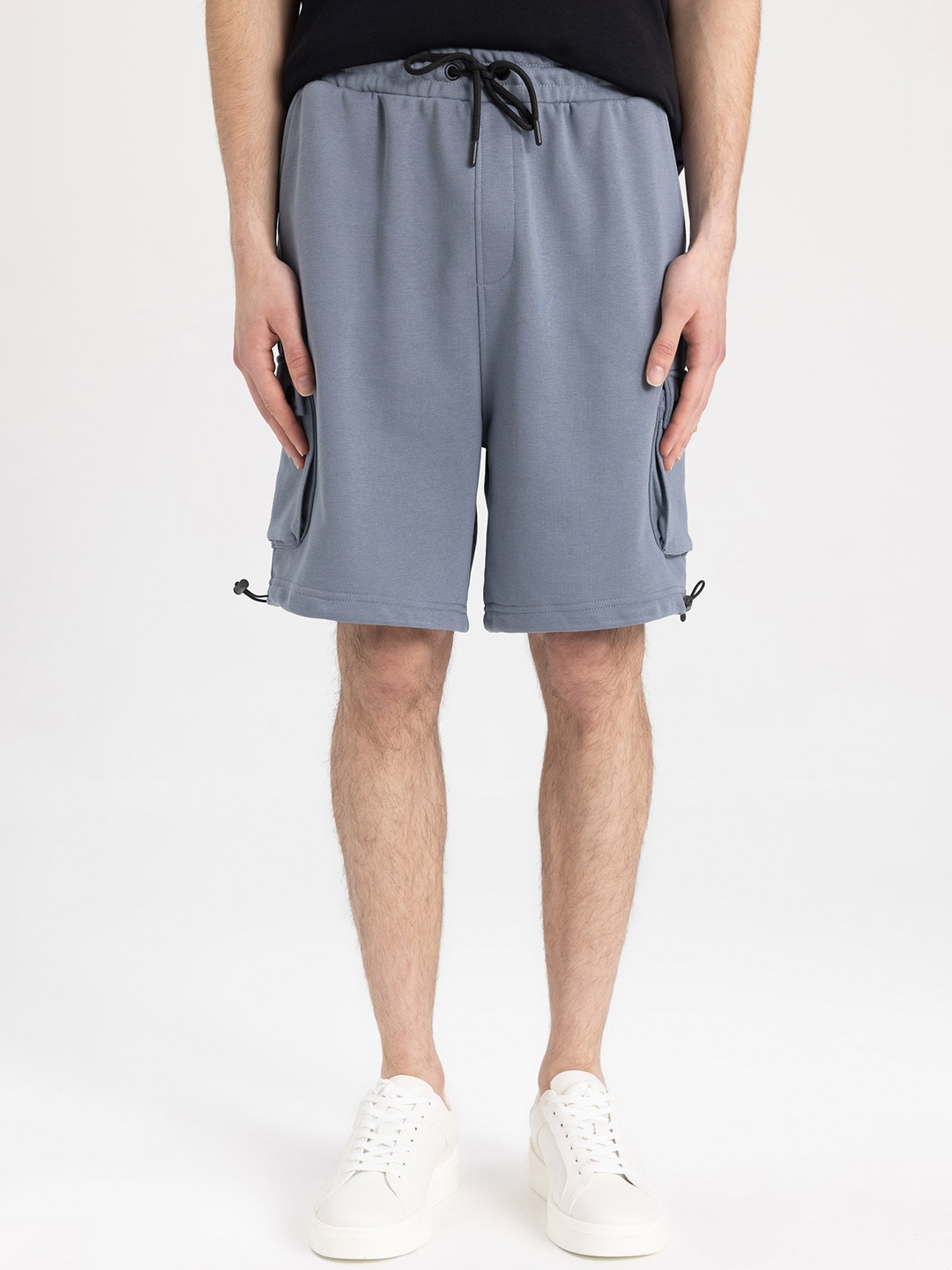 DeFacto Men Mid Rise Cargo Shorts, Grey