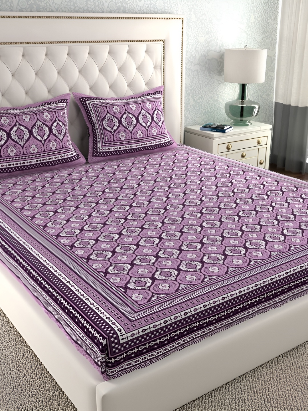 

Aura Purple & White Ethnic Motifs 144 TC Queen Bedsheet with 2 Pillow Covers