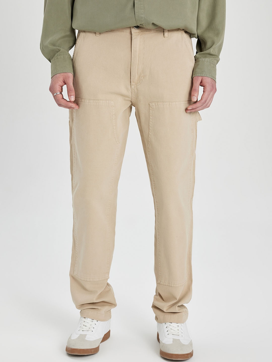 

DeFacto Men Regular Fit Mid Rise Regular Trouser, Beige