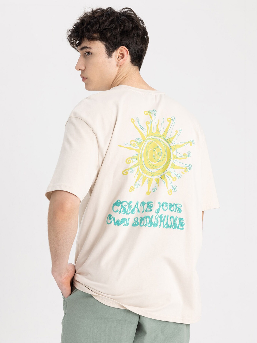 

DeFacto Men Typography Printed Applique T-shirt, White