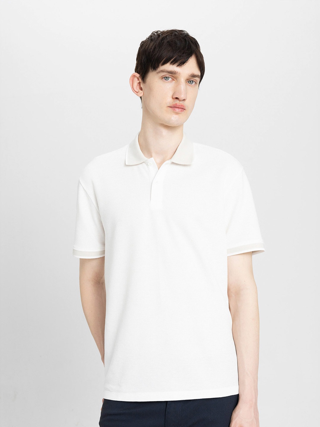 

DeFacto Men Solid Polo Collar T-shirt, White