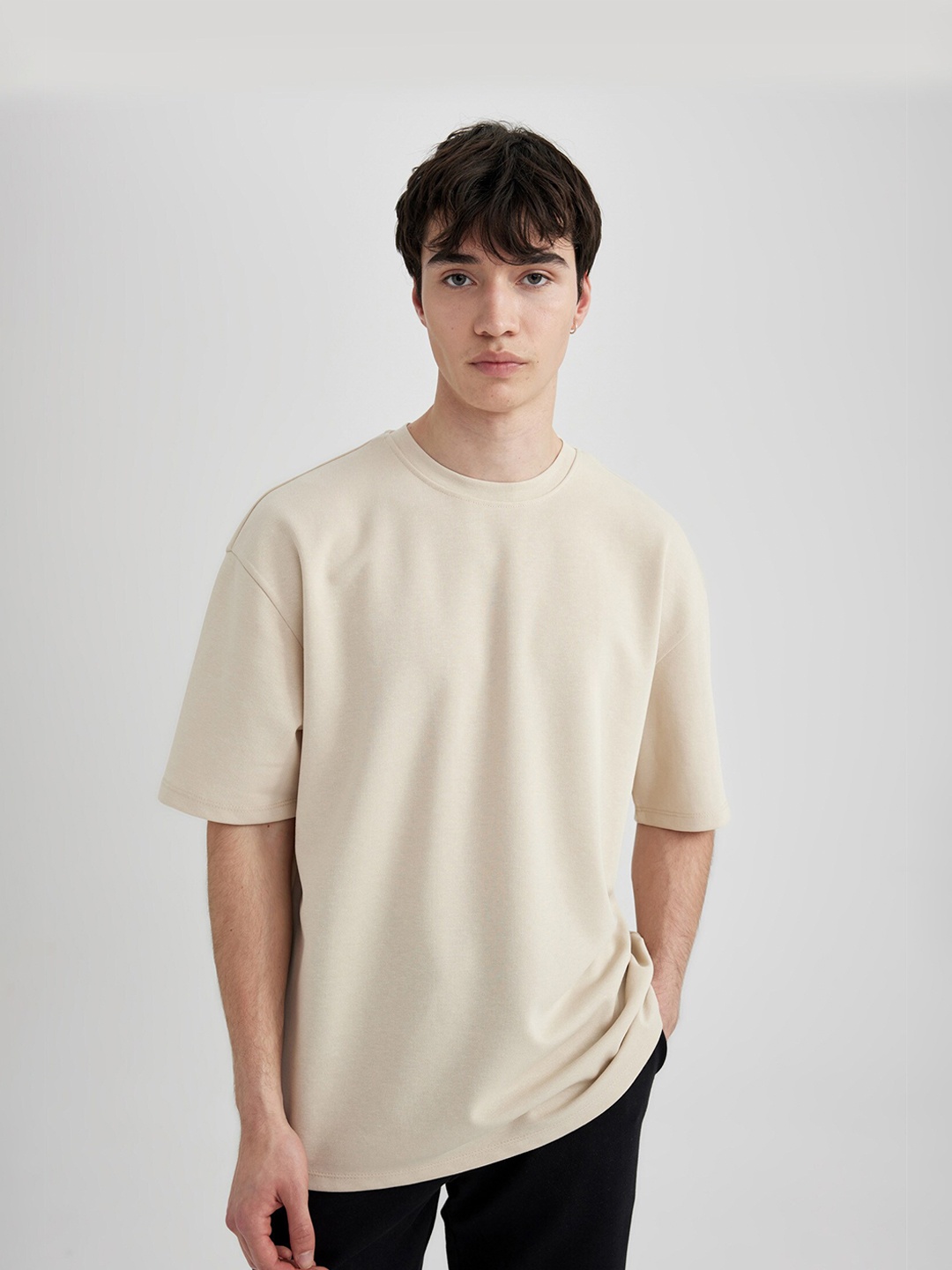 

DeFacto Men T-shirt, Cream