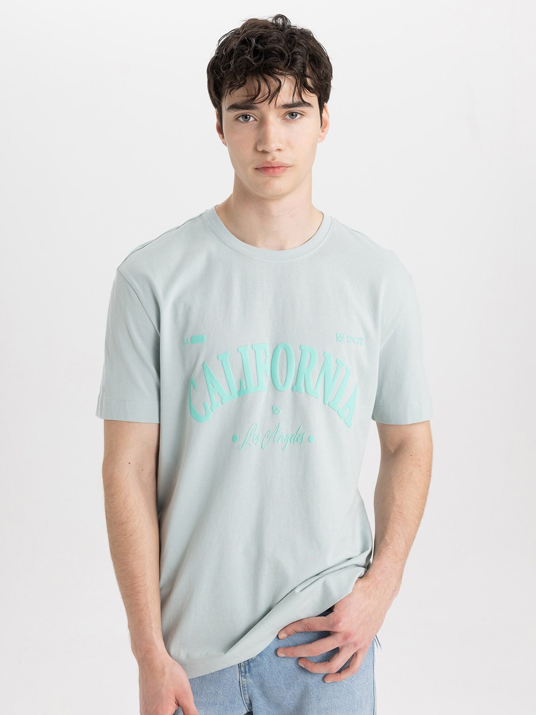 DeFacto Men pure cotton Typography Printed Applique T-shirt, Off white