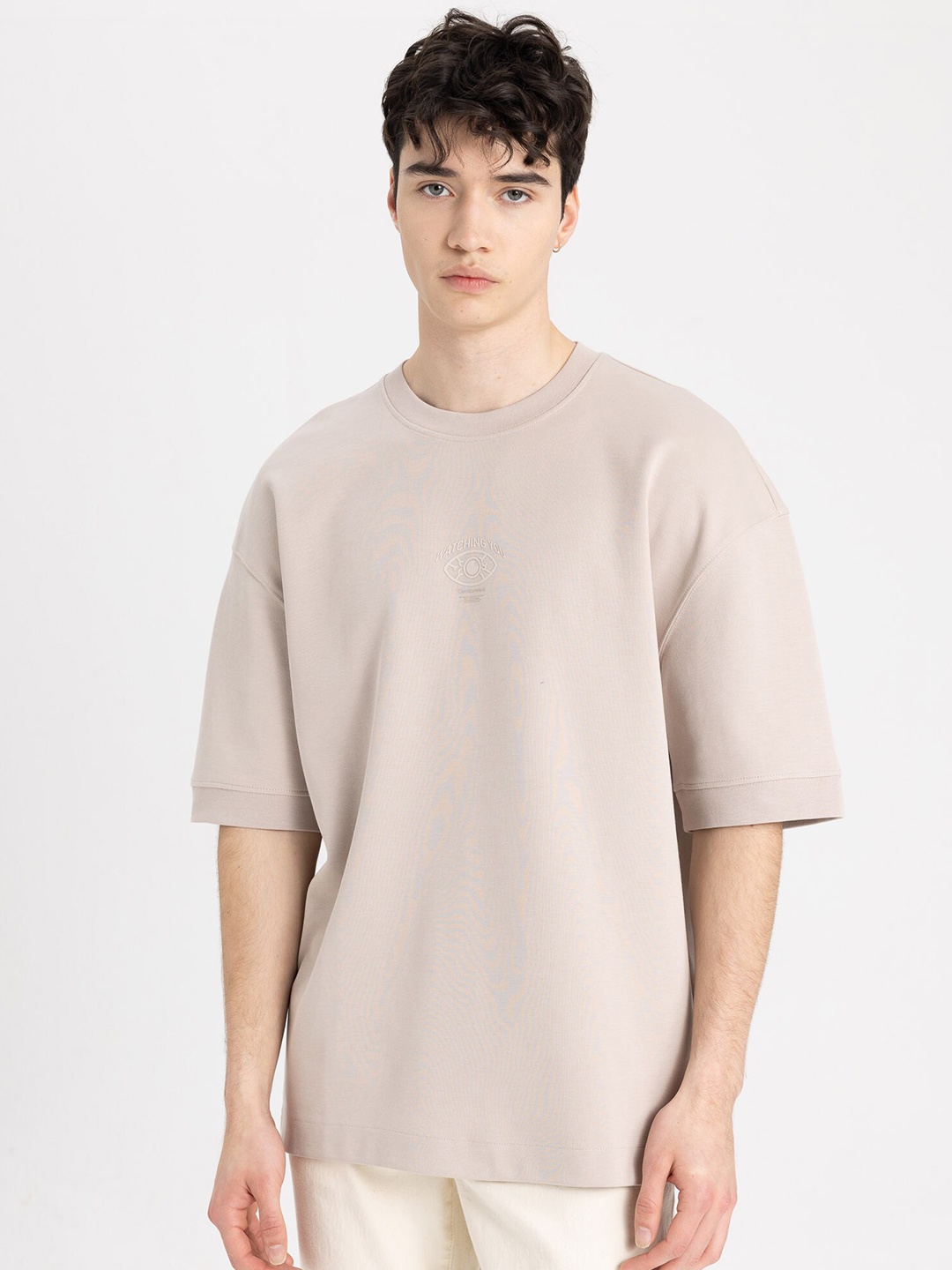 

DeFacto Men Raw Edge T-shirt, Cream