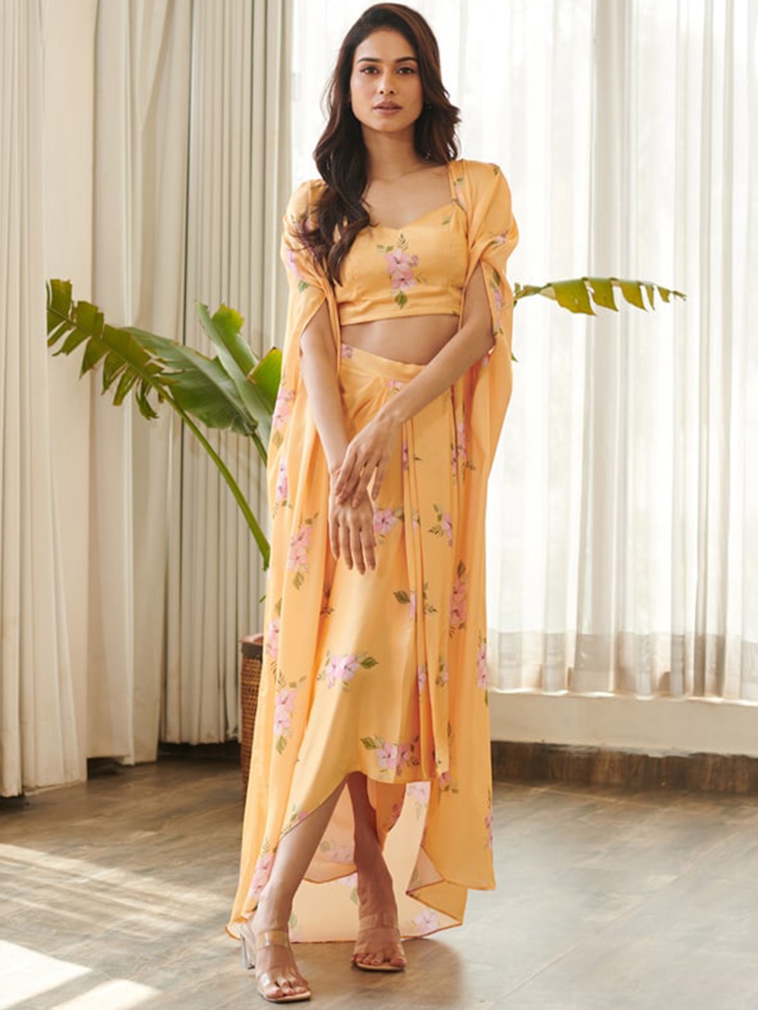 

Pasha Floral Printed Shoulder Straps Top Skirt & Cape, Yellow