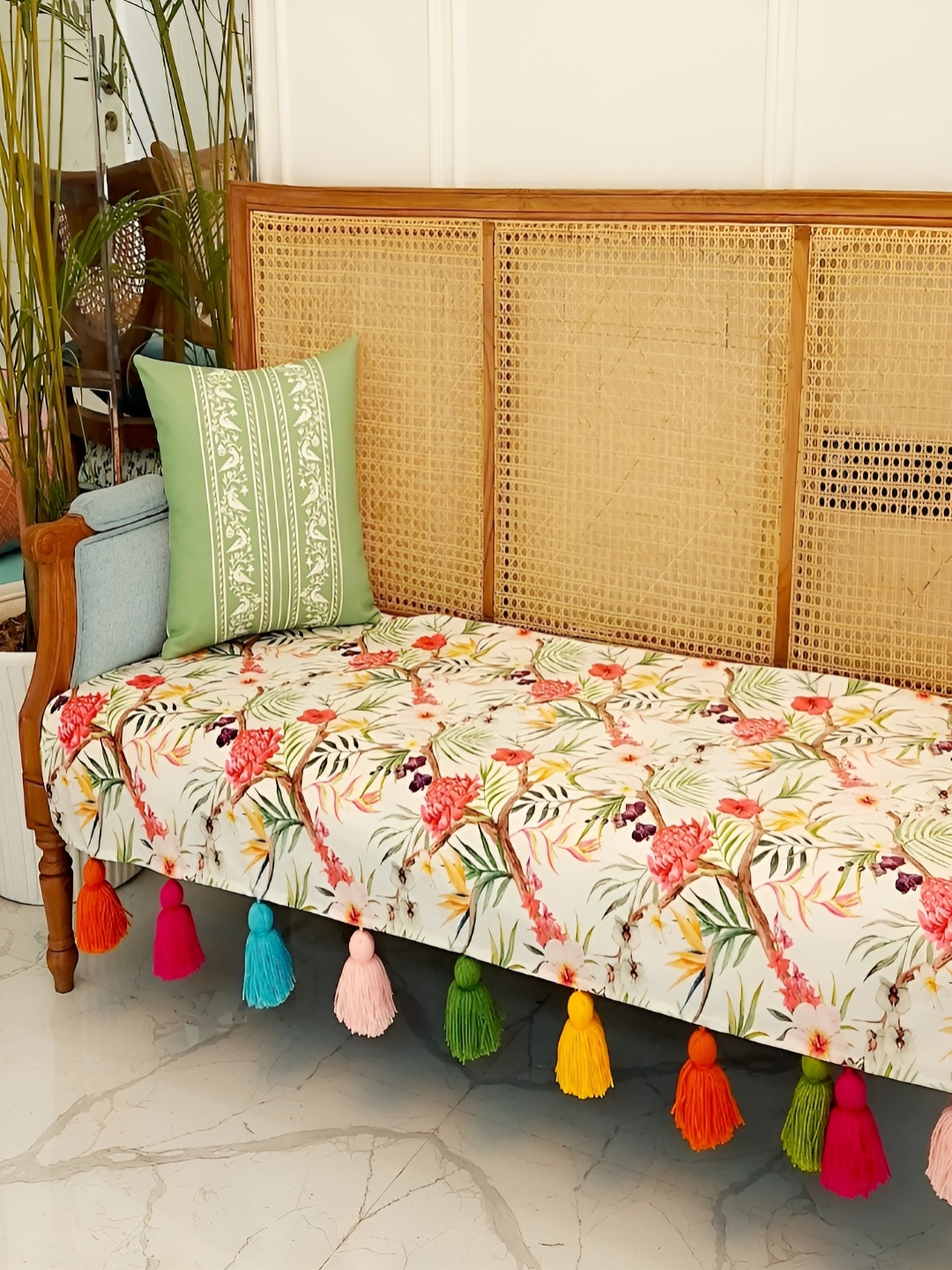 

THROWPILLOW Lime Green & White Ethnic Motifs Printed Square Cushion Cover
