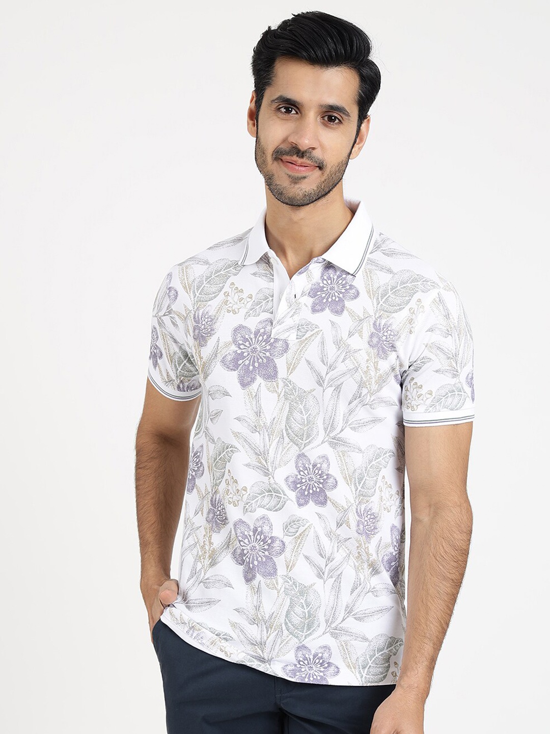 

Greenfibre Floral Printed Polo Collar Slim Fit T-shirt, White