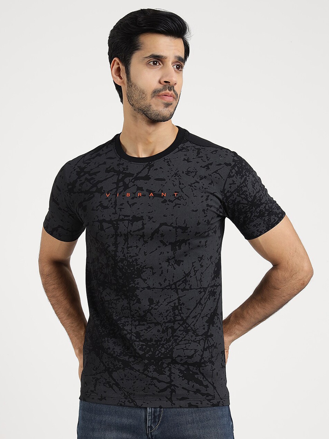 

Greenfibre Abstract Printed Slim Fit Cotton T-shirt, Black
