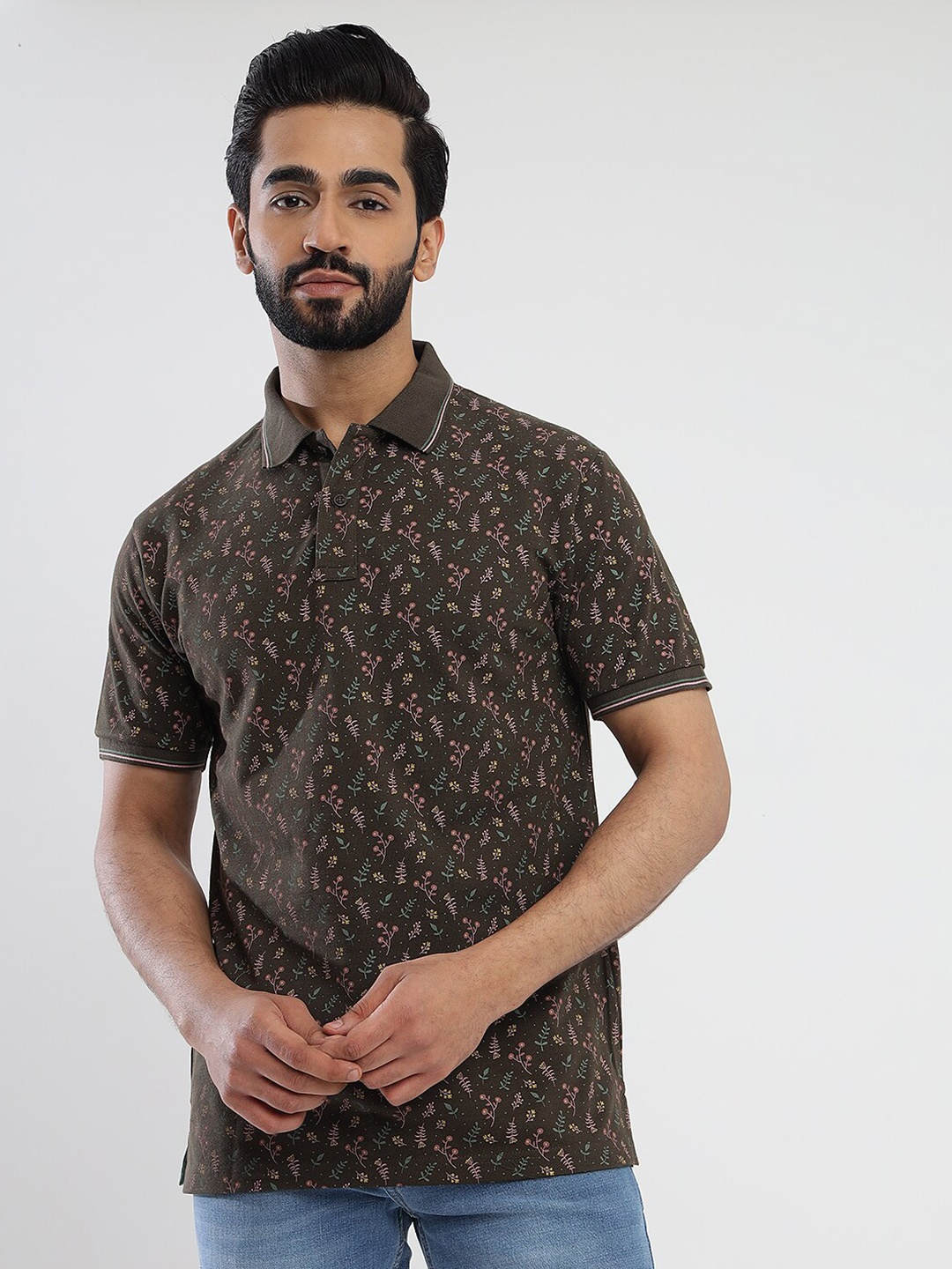 

Greenfibre Men Floral Printed Polo Collar Slim Fit T-shirt, Khaki