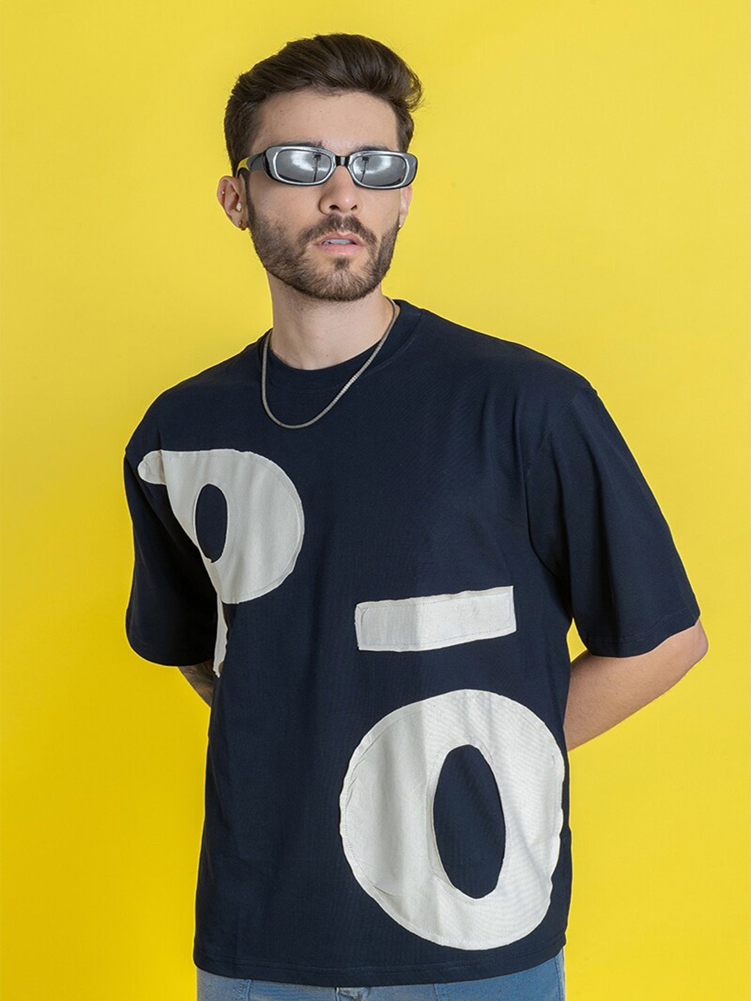 

PEPLOS Men Typography Applique T-shirt, Navy blue