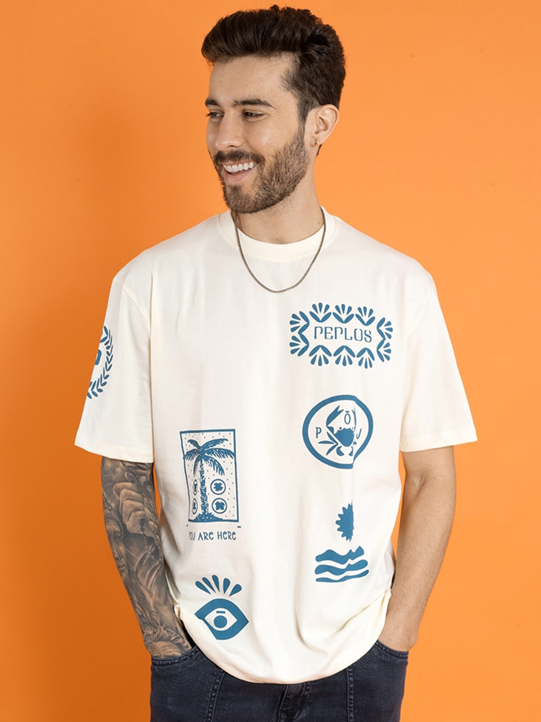 

PEPLOS Men Typography Printed Applique T-shirt, Beige