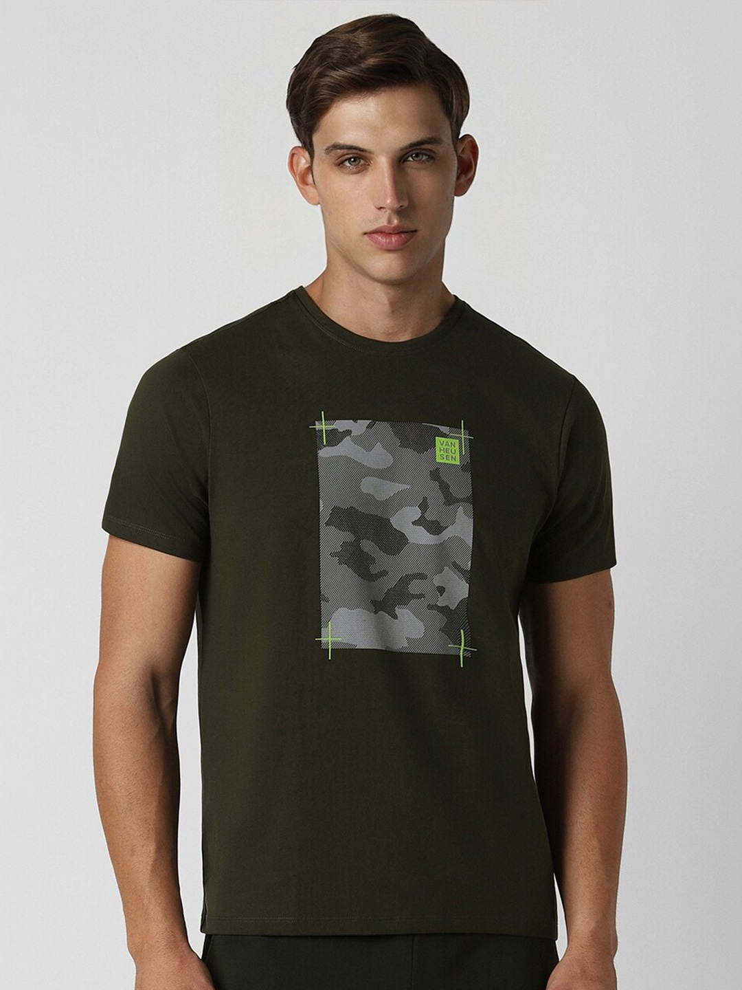 

Van Heusen Flex Men Typography Printed Applique Slim Fit T-shirt, Olive