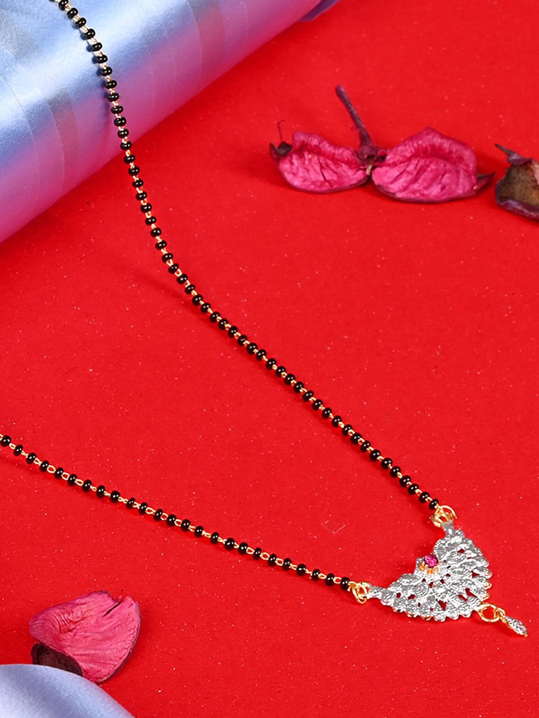 

LOOM LEGACY Gold-Plated Artificial Stones and Beads Mangalsutra