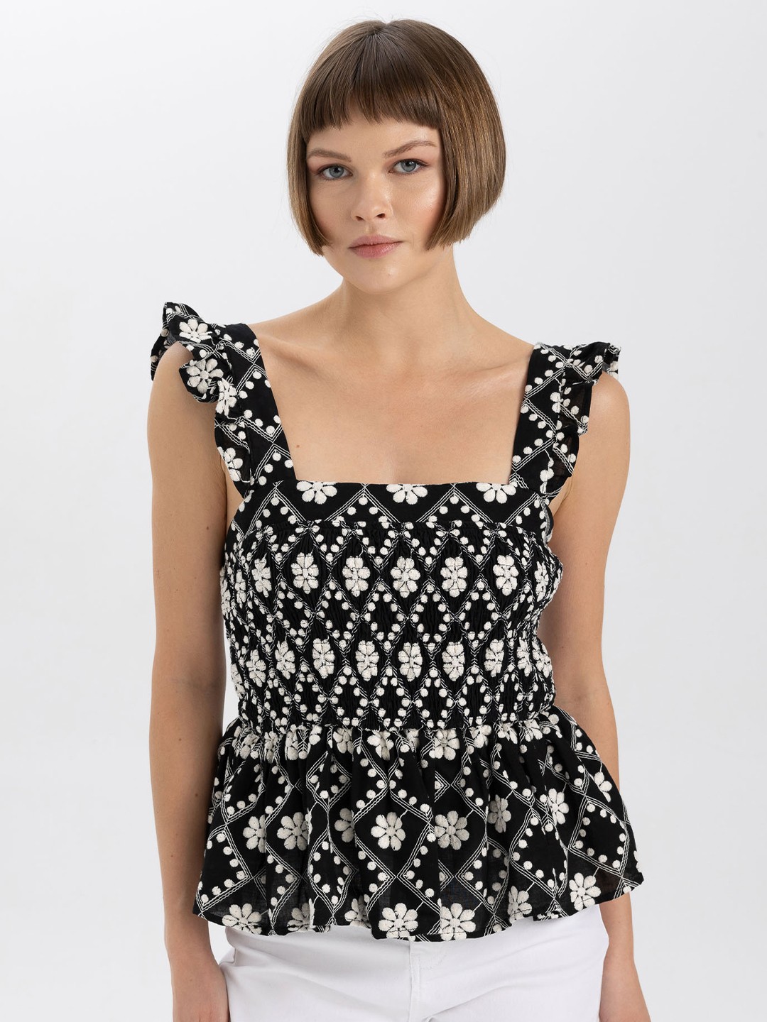 

DeFacto Geometric Print Cotton Top, Na