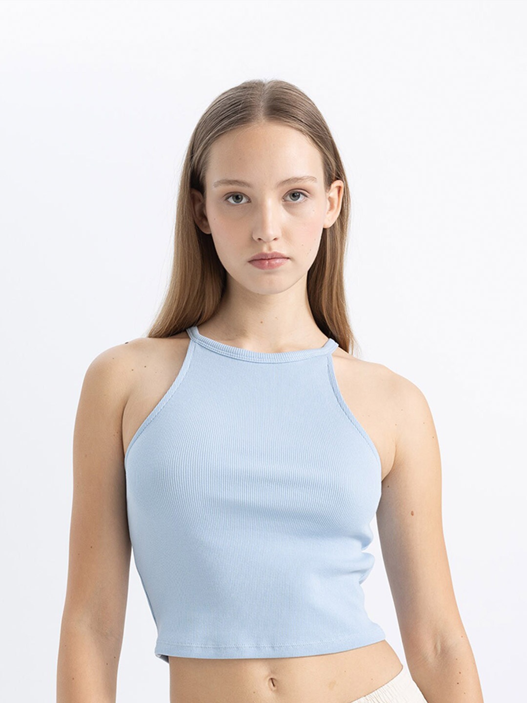 

DeFacto Women Cotton Halter Neck Solid Fitted Crop Top, Na