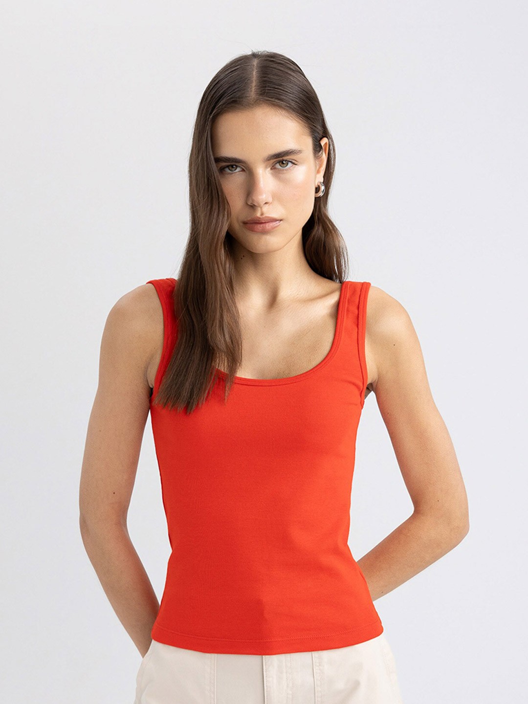 

DeFacto Women Cotton Solid Fitted Top, Red