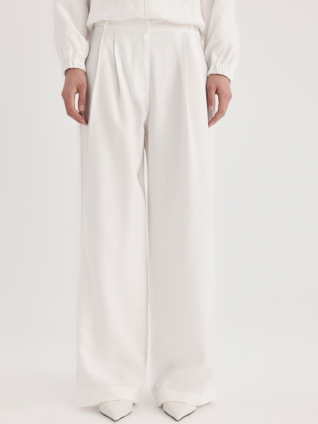 

DeFacto Women Mid Rise Parallel Trousers, White