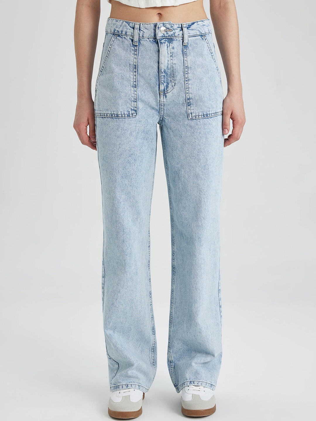 

DeFacto Women Mid Rise Straight Fit Clean Look Jeans, Blue