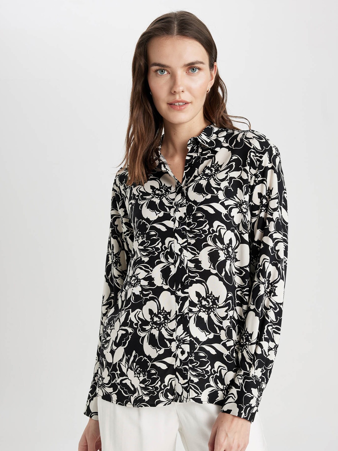 

DeFacto Floral Printed Spread Collar Casual Shirt, Black
