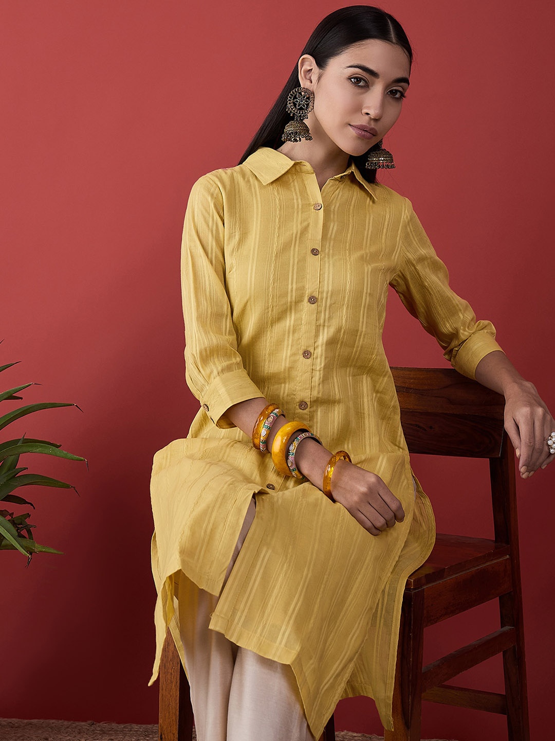 

Anouk Striped Shirt Collar Regular Sleeves Cotton Straight Kurta, Yellow