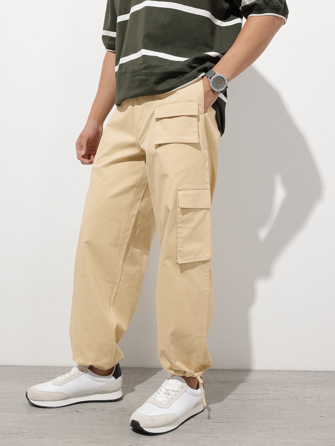 

Kook N Keech Men Street-Style Essentials Prepper Cargo Baggy Trousers, Khaki