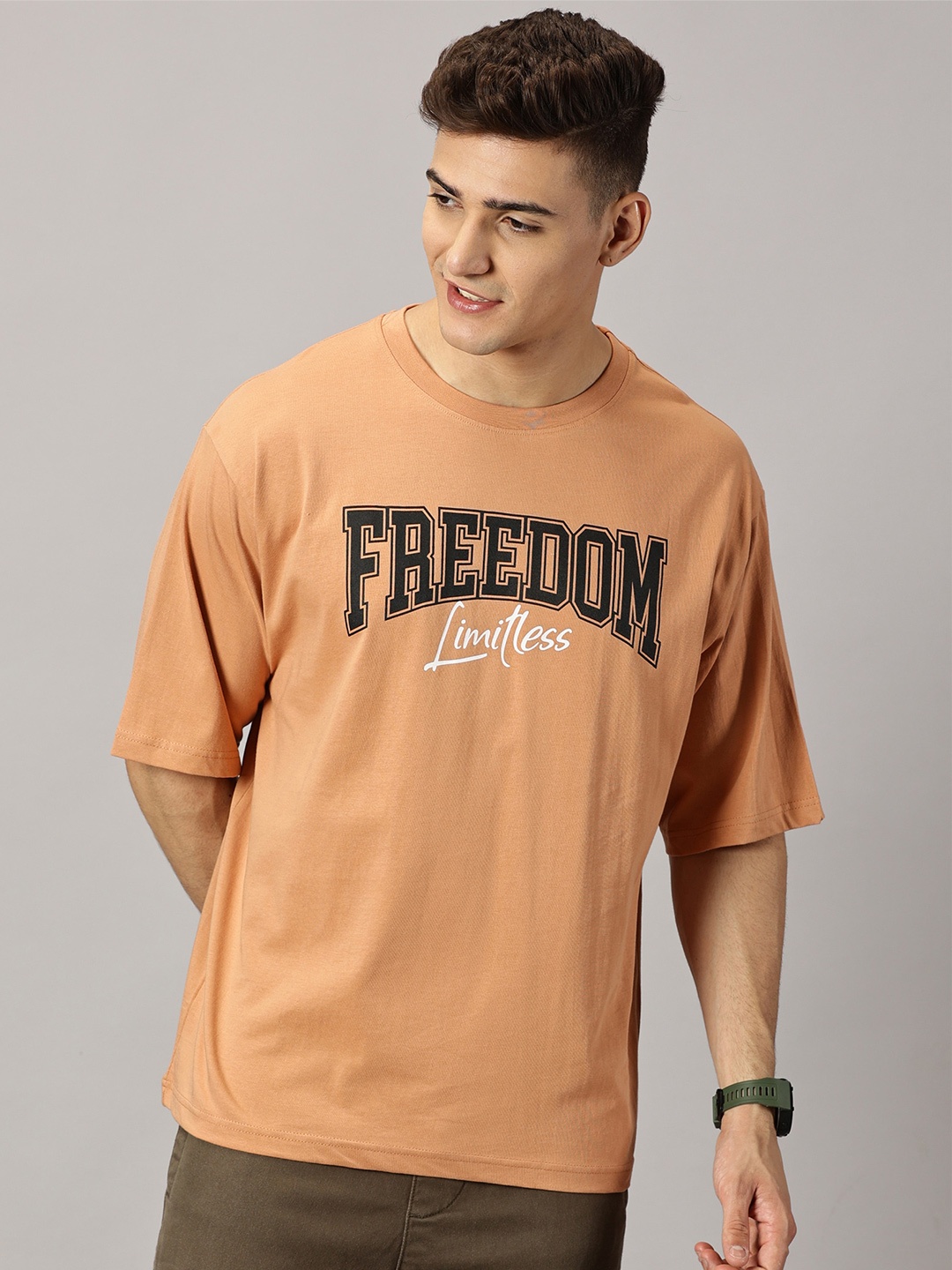 

THE HOLLANDER Typography Printed Drop-Shoulder Sleeves Cotton Oversized T-shirt, Brown