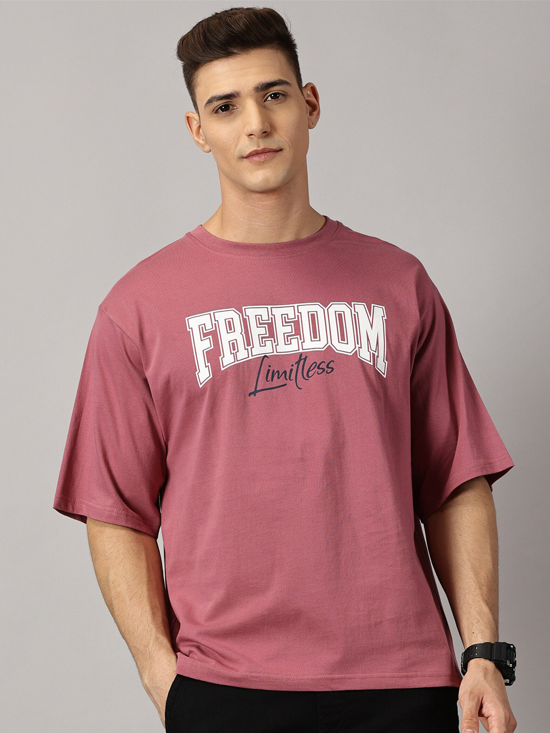 

THE HOLLANDER Typography Printed Drop-Shoulder Sleeves Pure Cotton Oversized T-shirt, Mauve