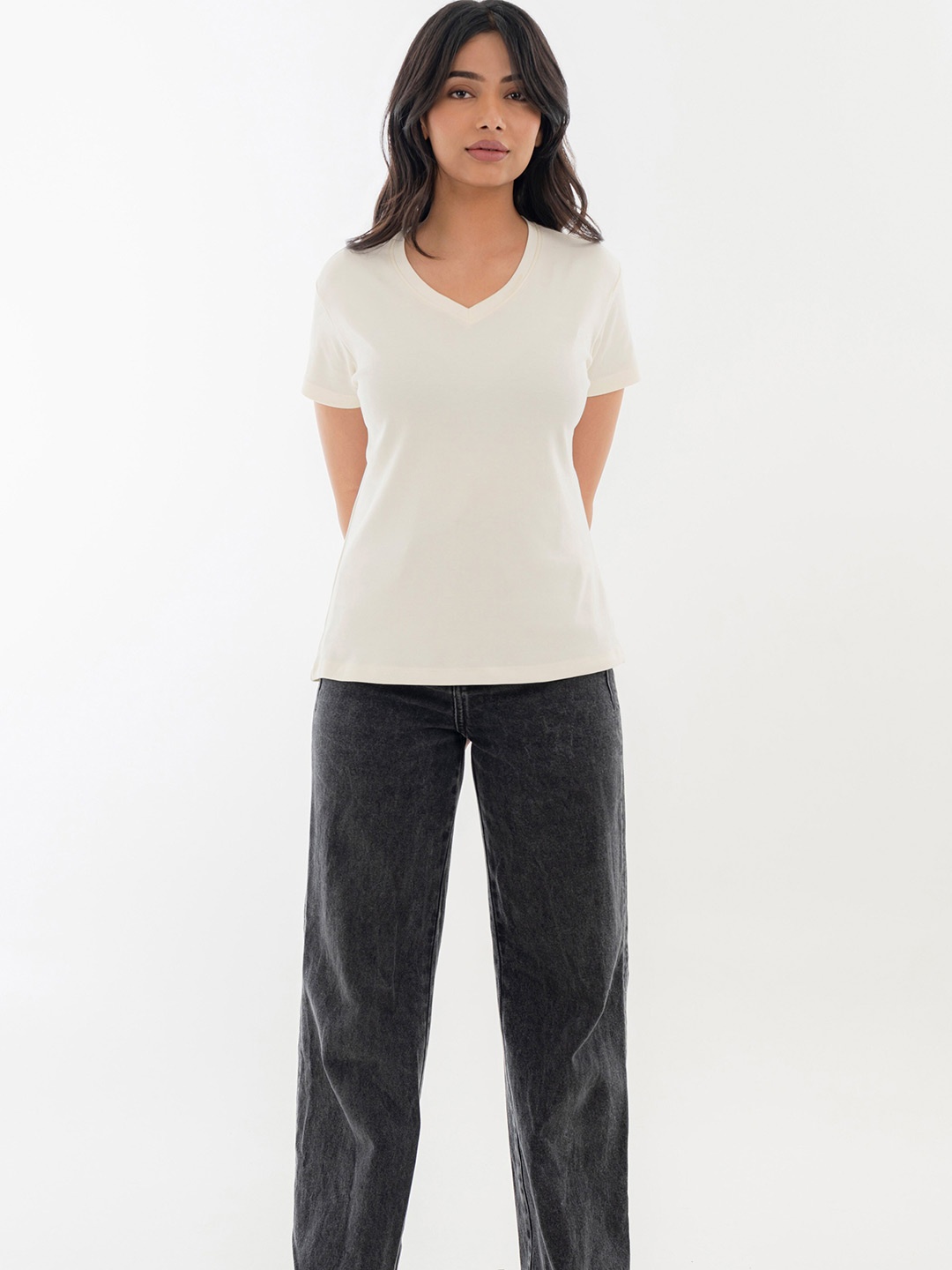 

Halff Grey V-Neck Pure Cotton T-shirt, Off white