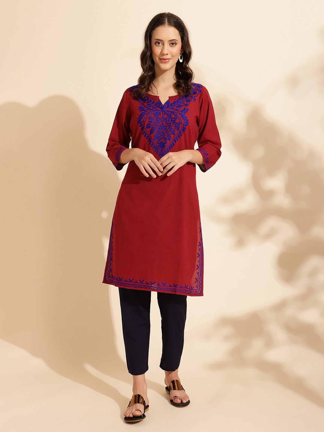 

QUEENLEY Women Embroidered Pure Cotton Kurta, Maroon