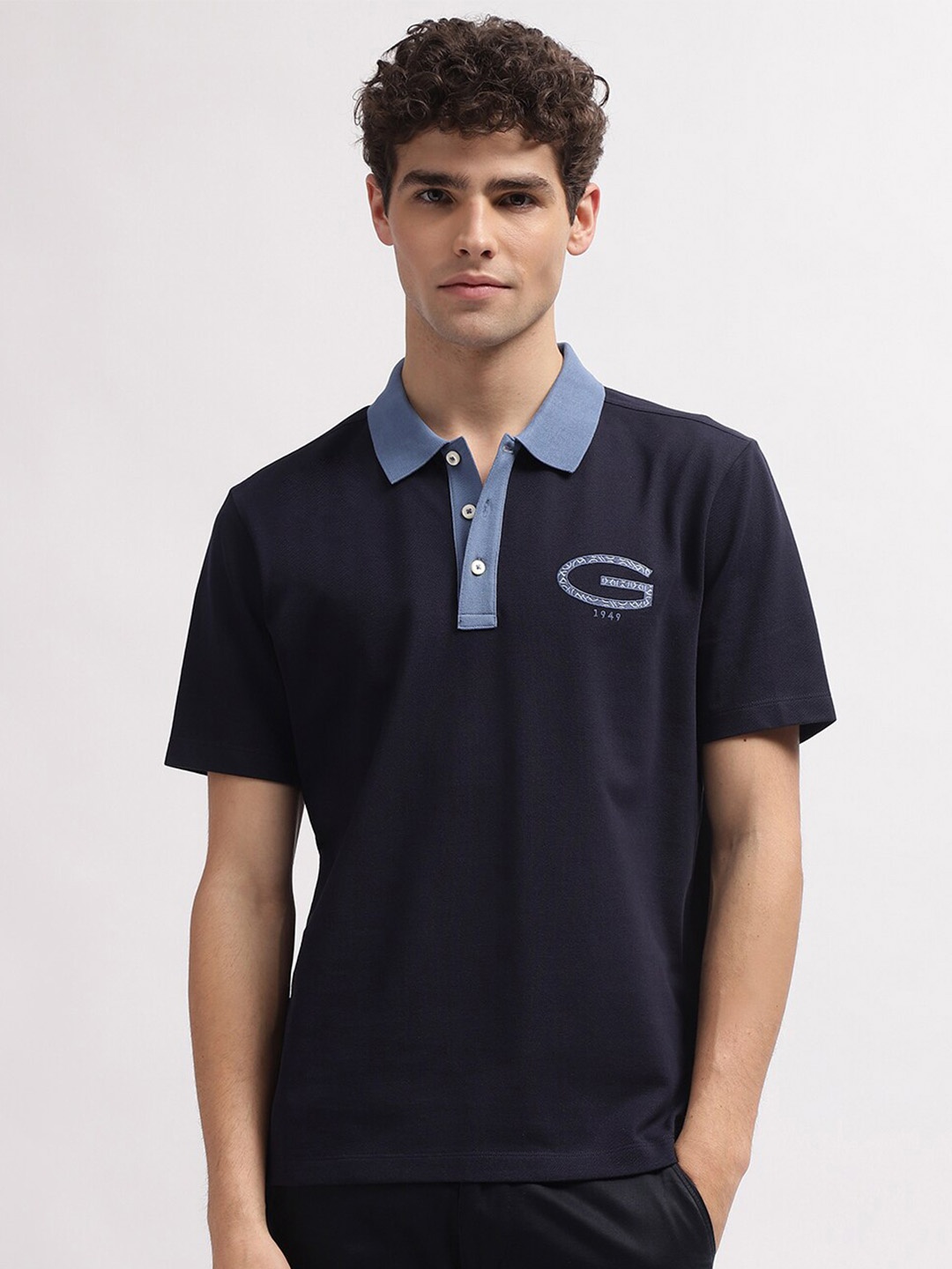 

GANT Solid Polo Collar Regular Sleeves Cotton Casual T-shirt, Navy blue