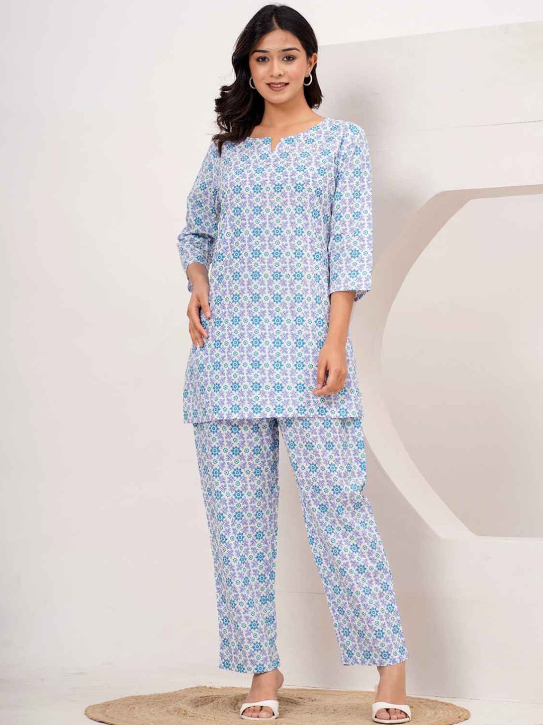 

ETC Blue Floral Printed Pure Cotton Tunic With Trouser