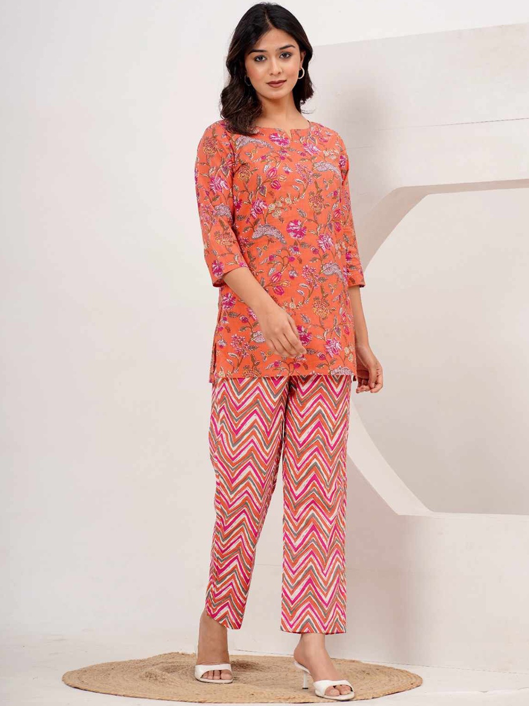 

ETC Ethnic Motifs Printed Pure Cotton Tunic & Trouser, Orange