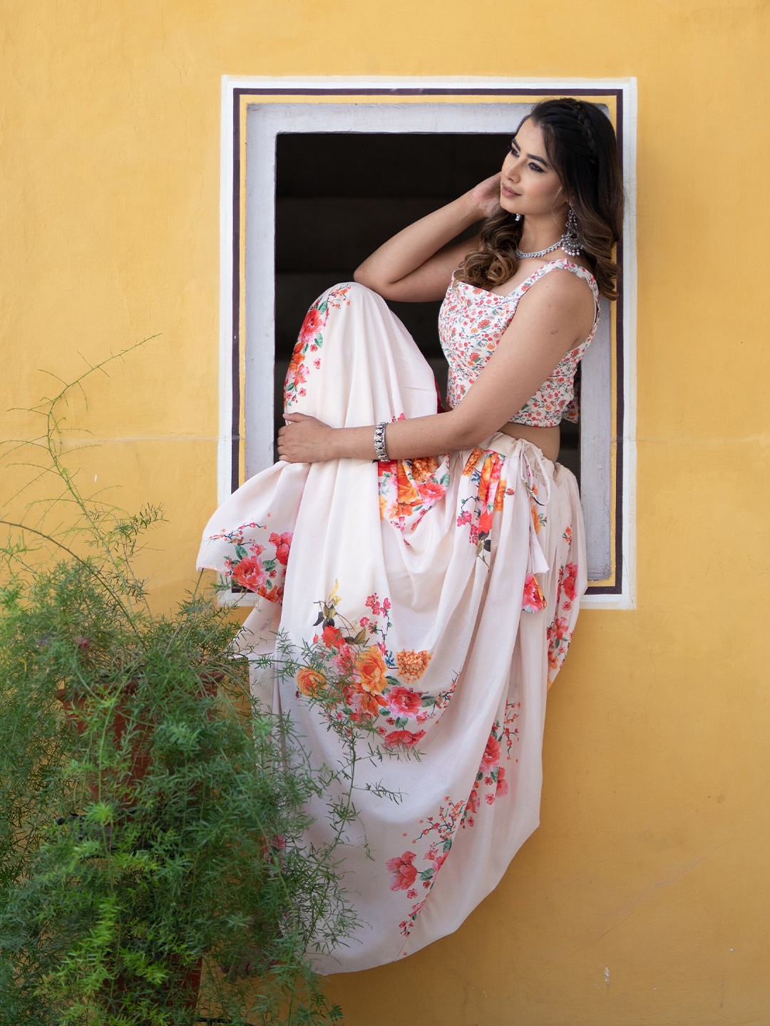 

ASPORA Printed Semi-Stitched Lehenga & Unstitched Blouse, Cream