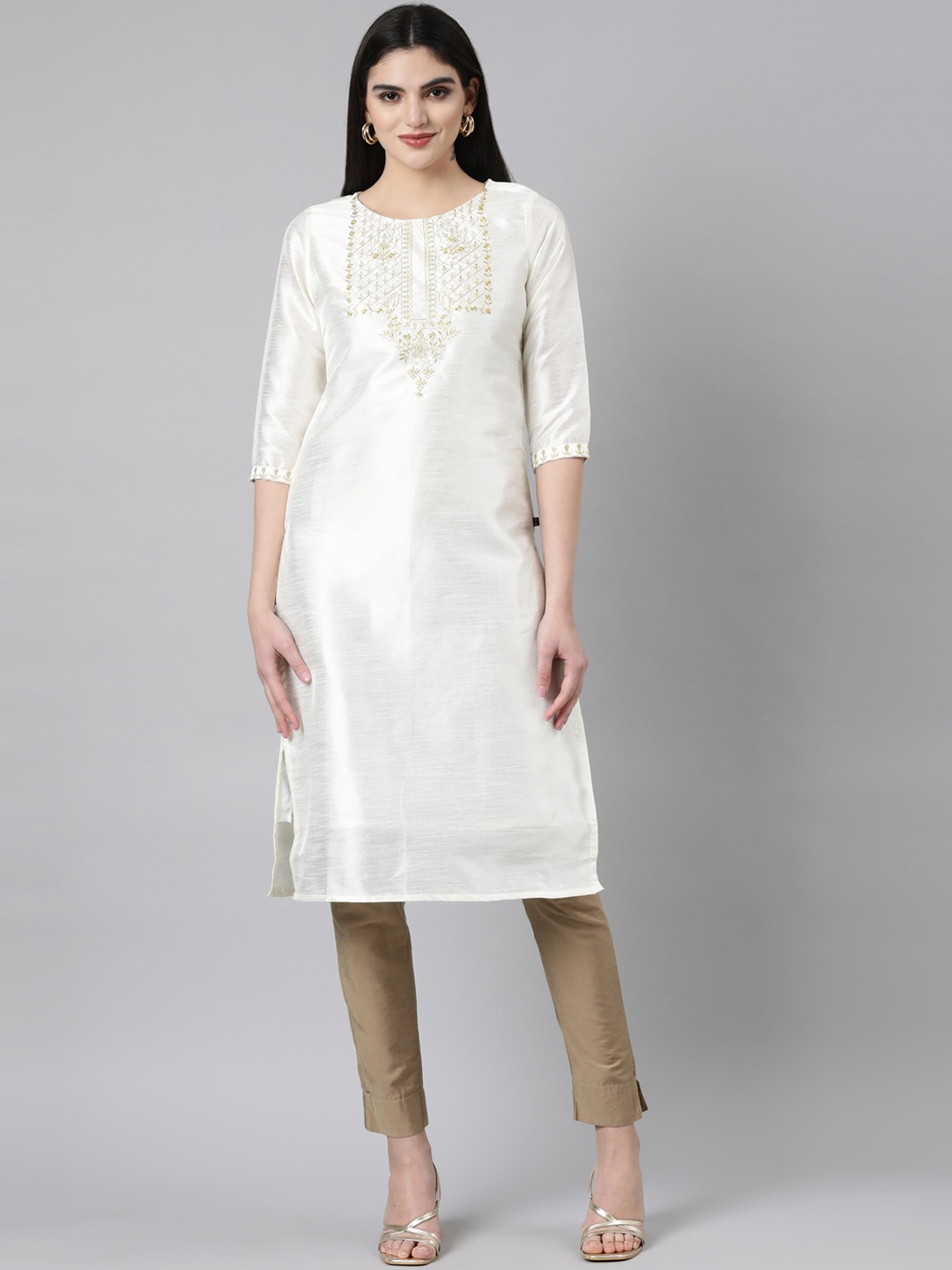 

Samhitas Round Neck Yoke Design Gotta Patti Raw Silk Kurta, White