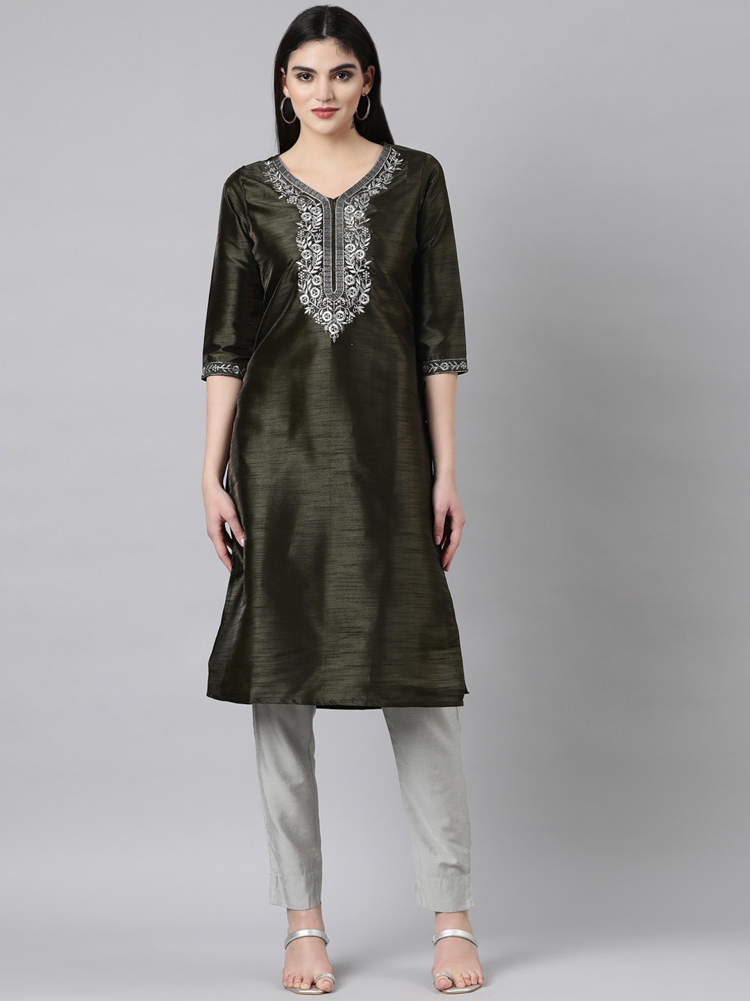 

Samhitas V Neck Yoke Design Sequinned Raw Silk Straight Kurta, Green