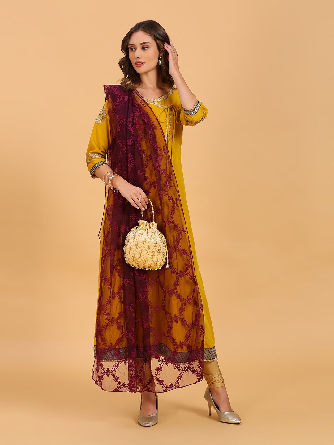 

Dupatta Bazaar Floral Embroidered Net Dupatta, Burgundy